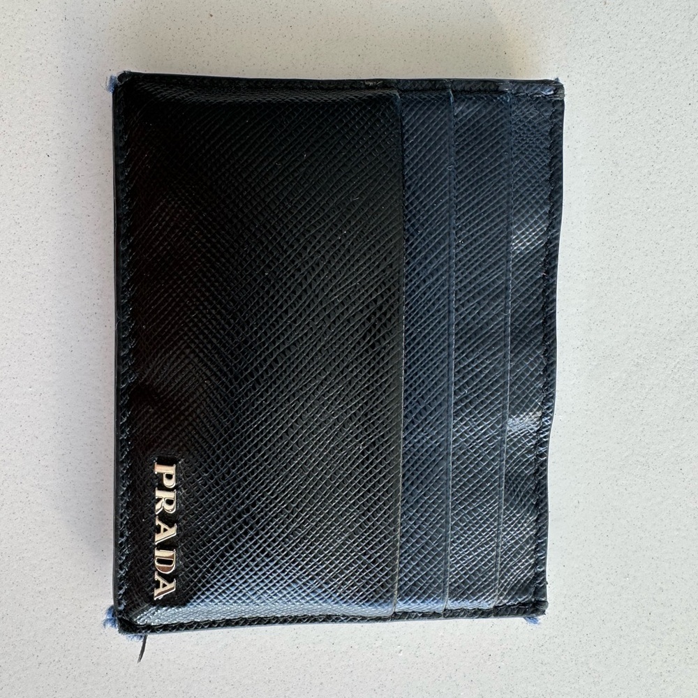 Prada Saffino Leather Card Holder With Textured Finish READ DESCRIPTION
